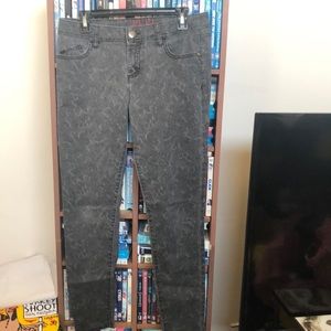 Elle Black Wash Lace Print Jeans Sz 10